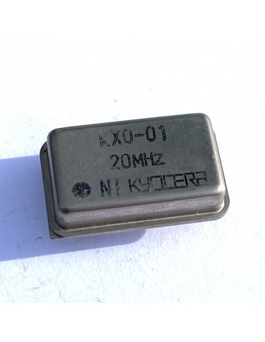 Kyocera KXO-01 kristal oscillator 20MHz